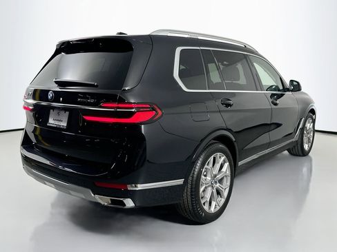 Certified 2026 BMW X7 xDrive40i w/ Climate Comfort Package image 5