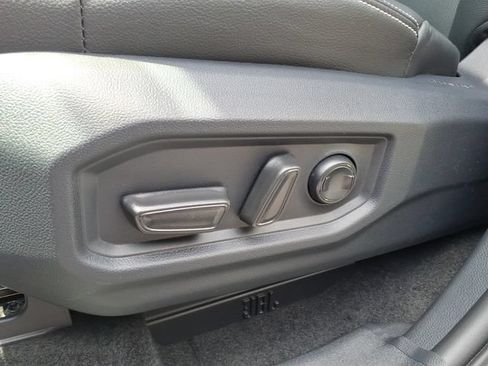 New 2026 Toyota Tundra Limited AWD/4WD image 5