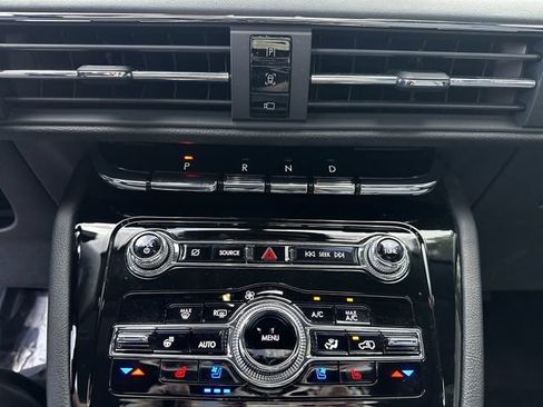 Certified 2022 Lincoln Corsair AWD w/ Premium Package image 23
