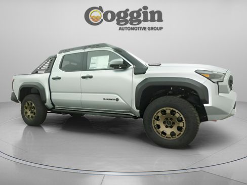 New 2025 Toyota Tacoma 4x4 Double Cab Hybrid image 25