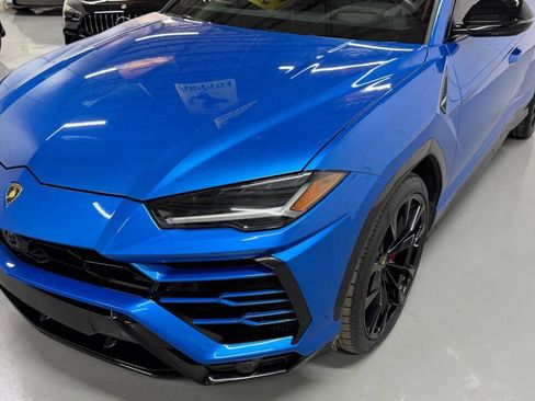 Used 2021 Lamborghini Urus AWD/4WD image 27