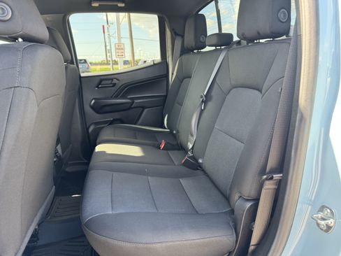 Used 2025 Chevrolet Colorado W/T w/ Advanced Trailering Package AWD/4WD image 24