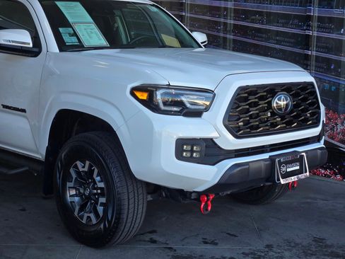 Certified 2022 Toyota Tacoma SR image 2