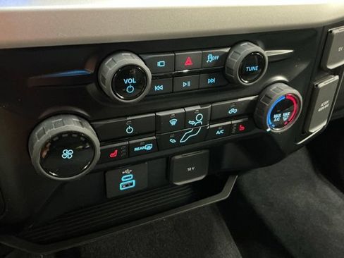 New 2026 Ford F250 XLT w/ XLT Premium Package AWD/4WD image 23