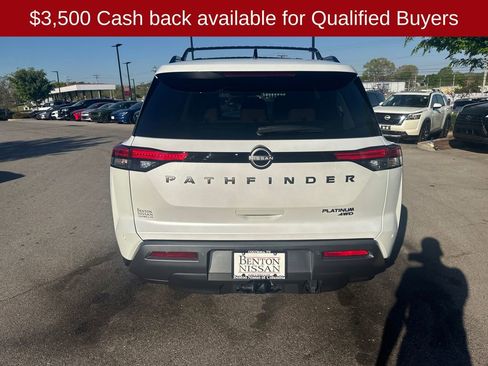 New 2026 Nissan Pathfinder Platinum AWD/4WD image 7