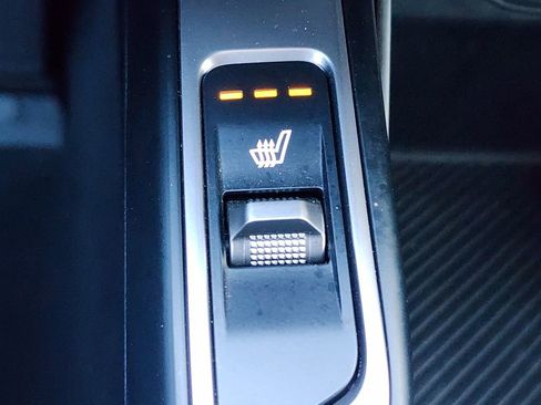 Certified 2025 Kia Sorento S image 33