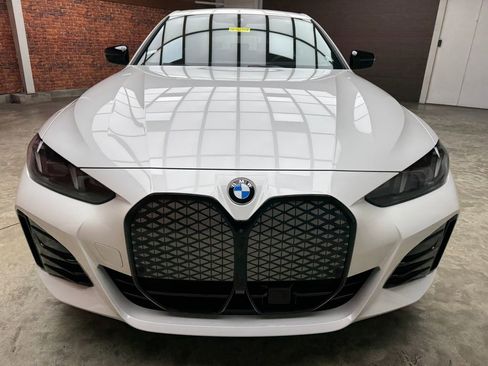 New 2026 BMW i4 xDrive40i w/ M Sport Package AWD/4WD image 9