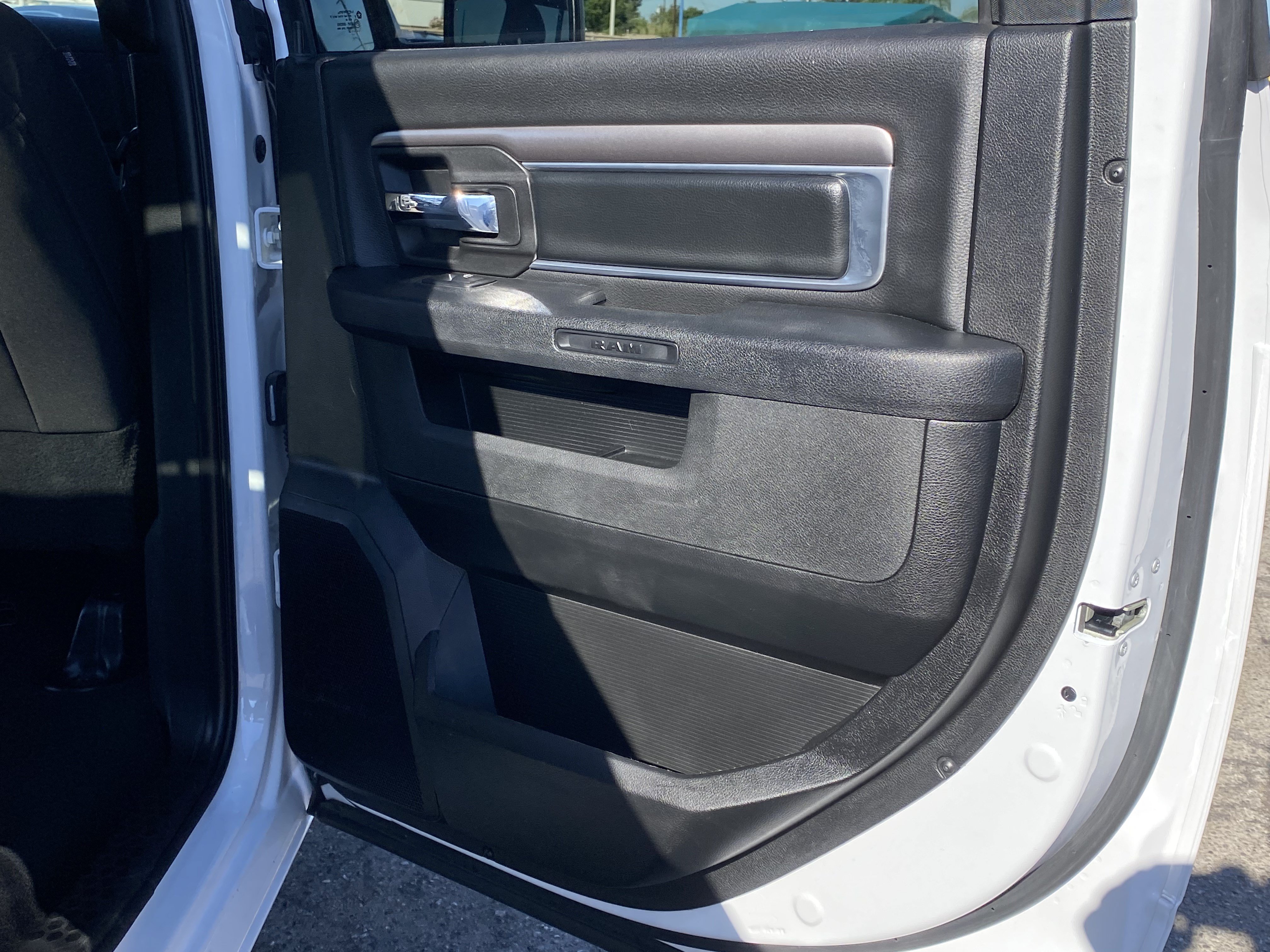 Used 2024 RAM 1500 Warlock RWD image 19