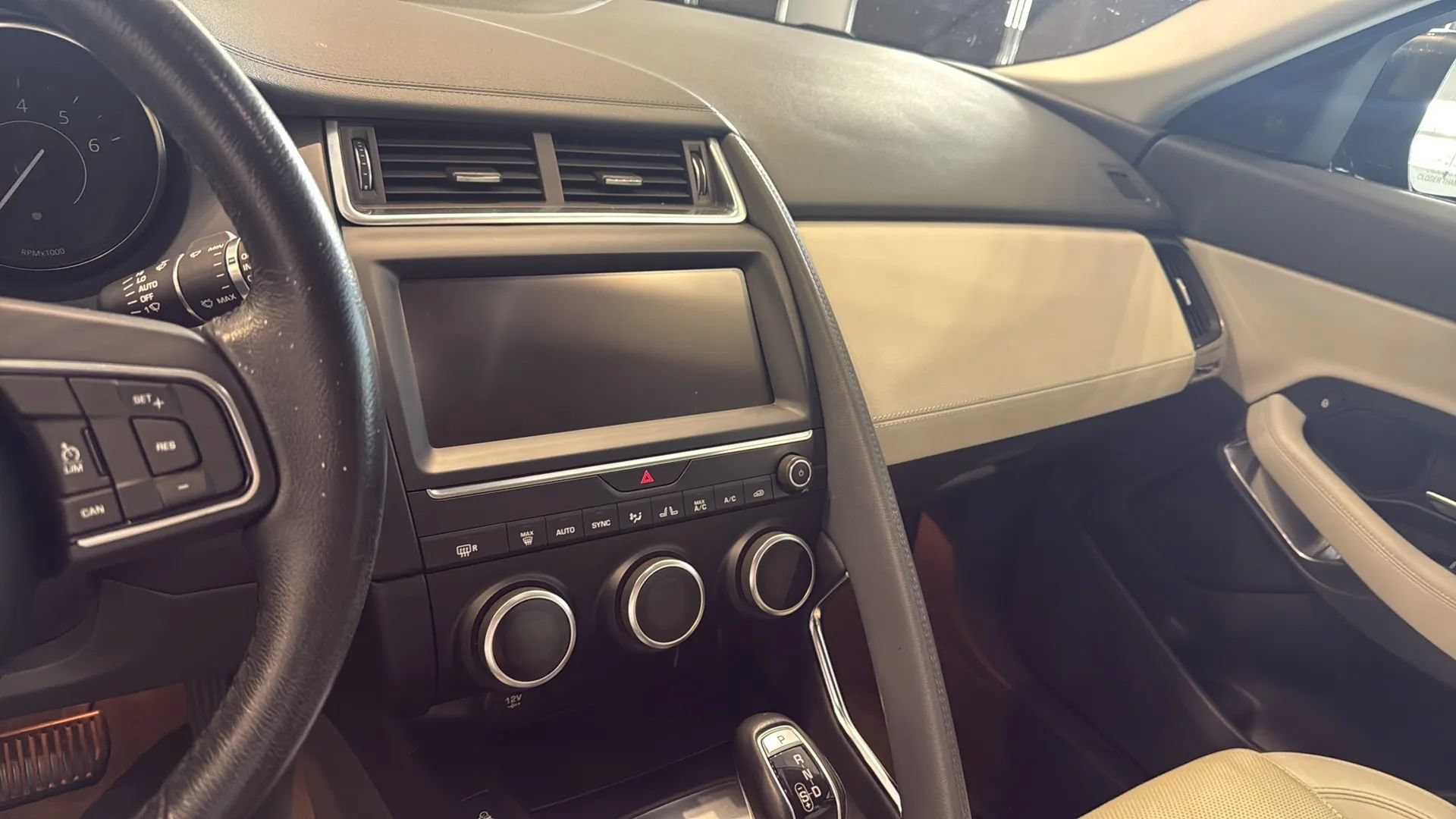 Used 2020 Jaguar E-PACE AWD/4WD image 18