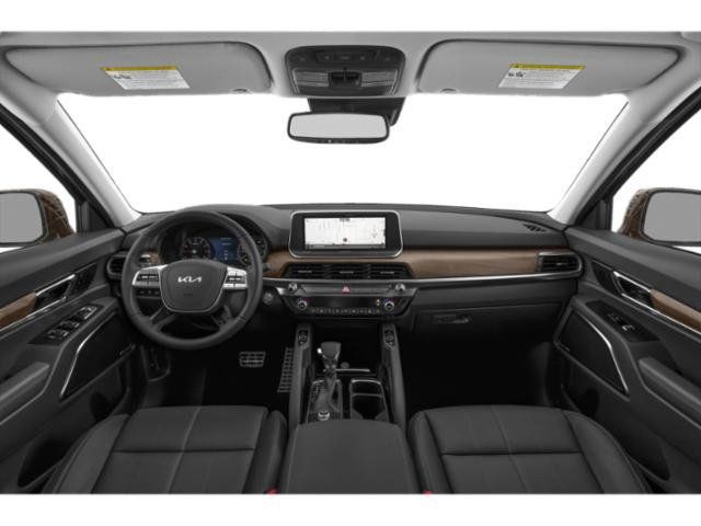 Used 2022 Kia Telluride SX w/ Nightfall Edition Package AWD/4WD image 11