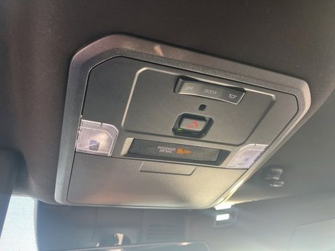 Used 2024 Toyota Tacoma TRD Sport image 32