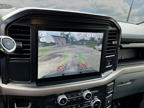 Used 2025 Ford F150 XLT w/ Equipment Group 301A Standard AWD/4WD image 17