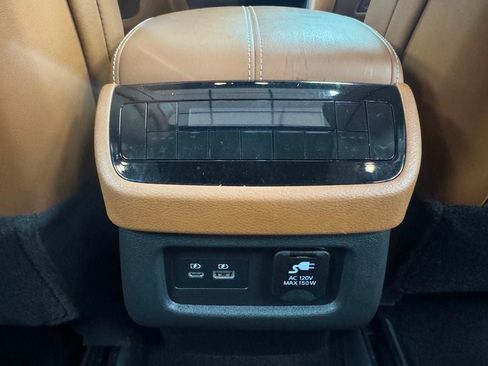 Used 2024 INFINITI QX60 Sensory AWD/4WD image 25