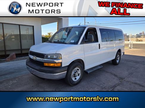 Used 2014 Chevrolet Express 2500 LT w/ LT Preferred Equipment Group image 1