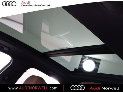 Certified 2023 Audi Q3 2.0T Premium w/ Convenience Package AWD/4WD image 9