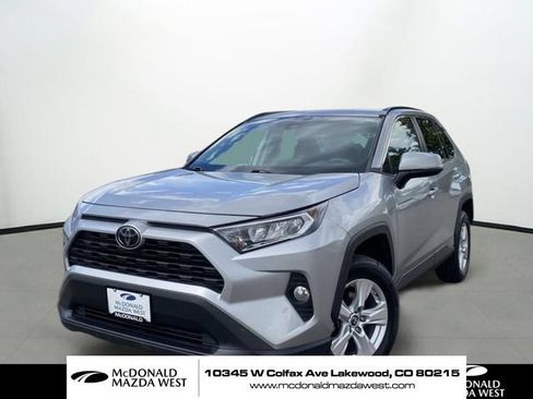 Used 2019 Toyota RAV4 XLE AWD/4WD image 1