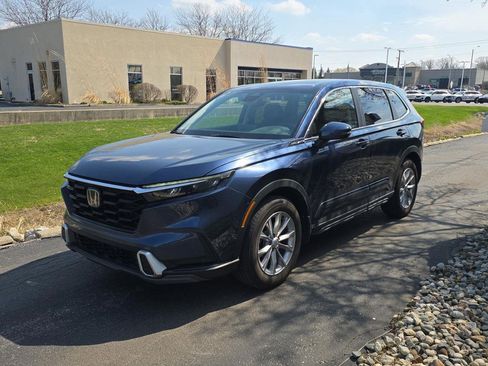 Used 2023 Honda CR-V EX-L image 3