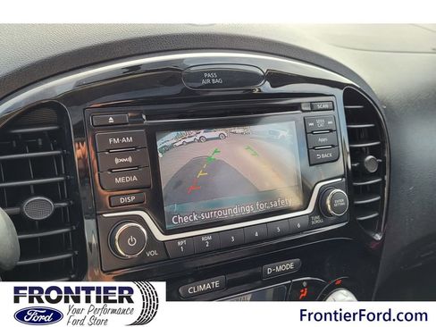 Used 2016 Nissan Juke SV w/ Cold Weather Package image 23