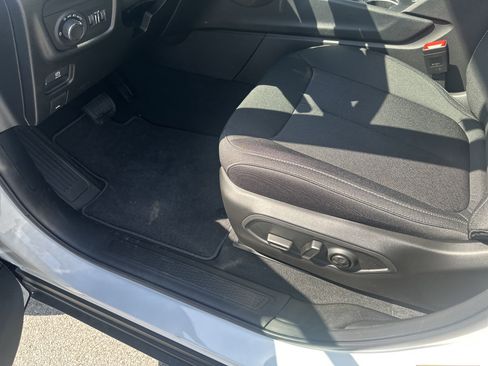 New 2025 Jeep Grand Cherokee L Laredo w/ Luxury Tech Group I image 14