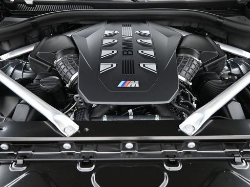 New 2026 BMW X5 M60i image 24