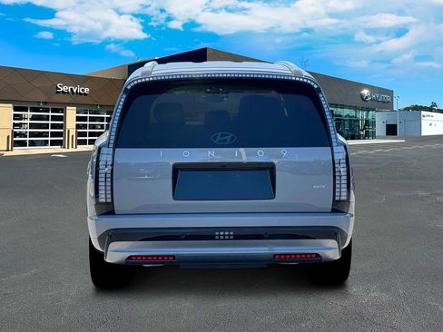 New 2026 Hyundai Ioniq 9 SEL image 7