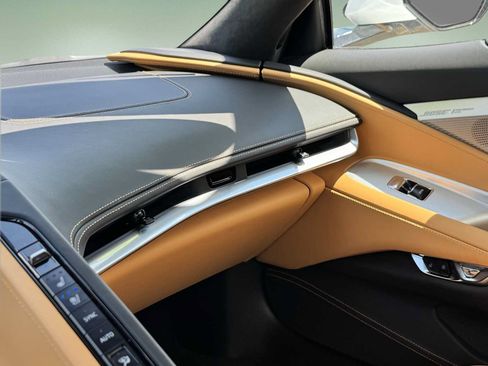 Used 2023 Chevrolet Corvette Stingray Premium Conv w/ 3LT RWD image 19