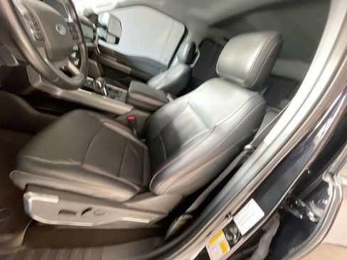 Used 2022 Ford F150 Lariat w/ Max Trailer Tow Package image 11