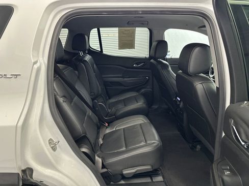 Used 2023 GMC Acadia SLT FWD image 14