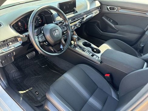 Used 2025 Honda Civic Sport image 11