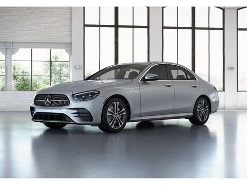 Certified 2022 Mercedes-Benz E 350 4MATIC Sedan image 40