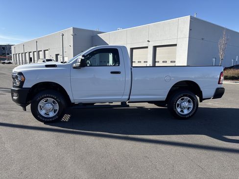 Used 2024 RAM 2500 Tradesman w/ Protection Group image 6