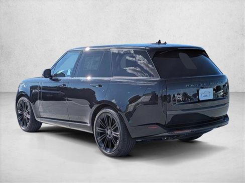 New 2025 Land Rover Range Rover SE image 9