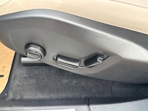 New 2026 Volvo XC90 B6 Plus w/ Protection Package image 18