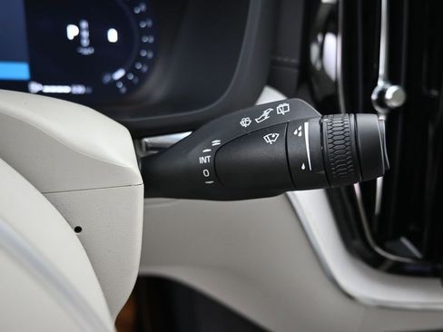 New 2026 Volvo XC60 B5 Ultra w/ Protection Package Premier image 19