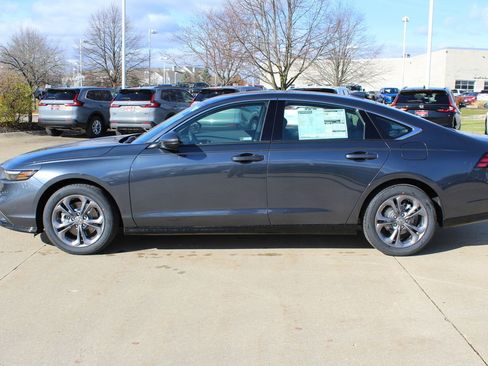 New 2025 Honda Accord EX-L image 3