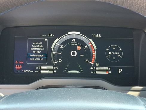 Used 2024 Toyota Tundra Platinum AWD/4WD image 24