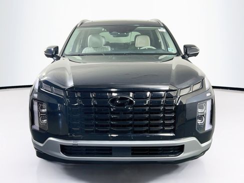 Used 2024 Hyundai Palisade Limited image 2