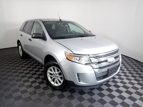 Used 2014 Ford Edge SE w/ Equipment Group 101A FWD image 5