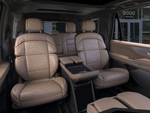 New 2025 Lincoln Navigator Black Label image 11