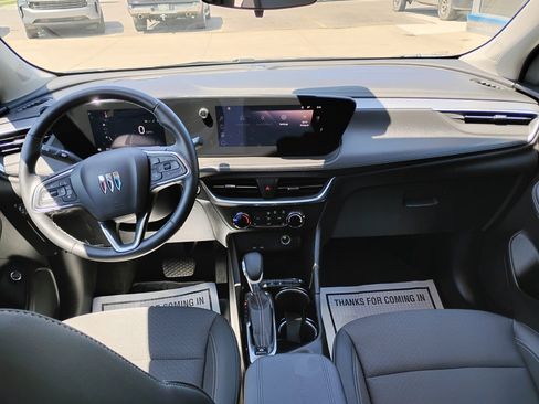 Used 2024 Buick Encore GX Preferred w/ Comfort Package FWD image 16