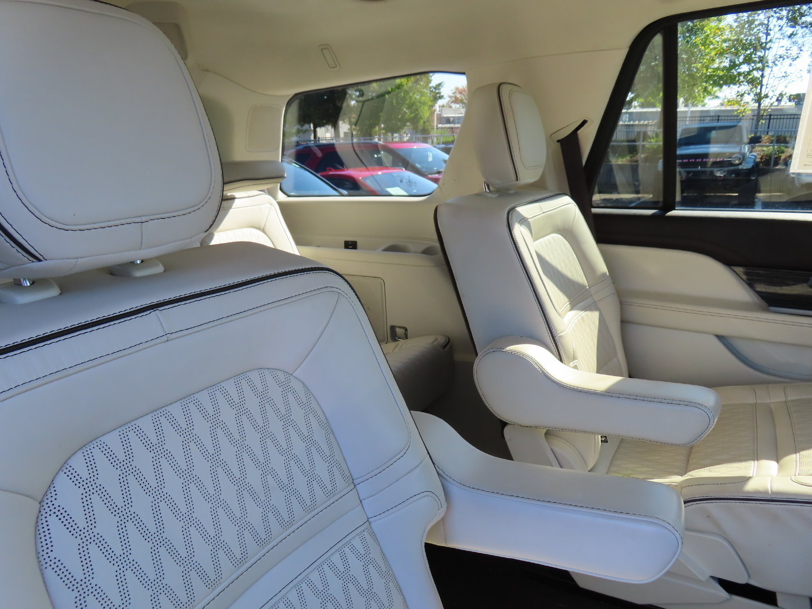 Used 2023 Lincoln Navigator Black Label AWD/4WD image 35