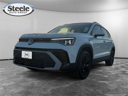 New 2025 Volkswagen Taos SE