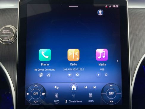 Certified 2025 Mercedes-Benz C 300 Sedan image 24