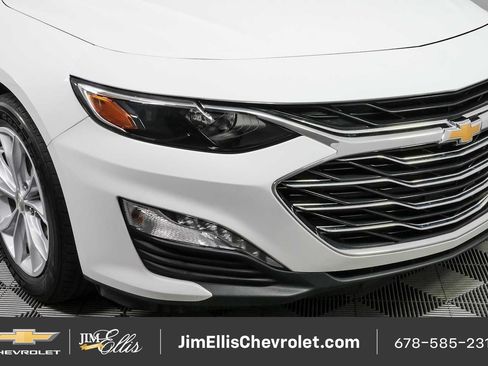 Certified 2025 Chevrolet Malibu LT FWD image 34