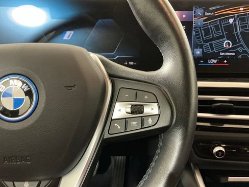 Certified 2023 BMW i4 eDrive40 w/ Premium Package RWD image 14