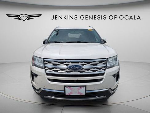 Used 2019 Ford Explorer Limited FWD image 2