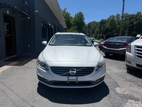 Used 2015 Volvo V60 T5 Premier AWD/4WD image 2