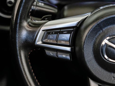 Used 2019 MAZDA MX-5 Miata RF Grand Touring image 14