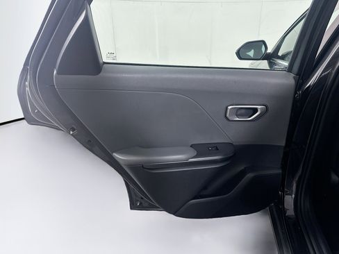 Used 2025 Kia K4 LXS image 25