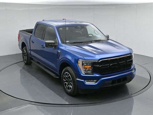 Certified 2022 Ford F150 XLT w/ Equipment Group 302A High image 36